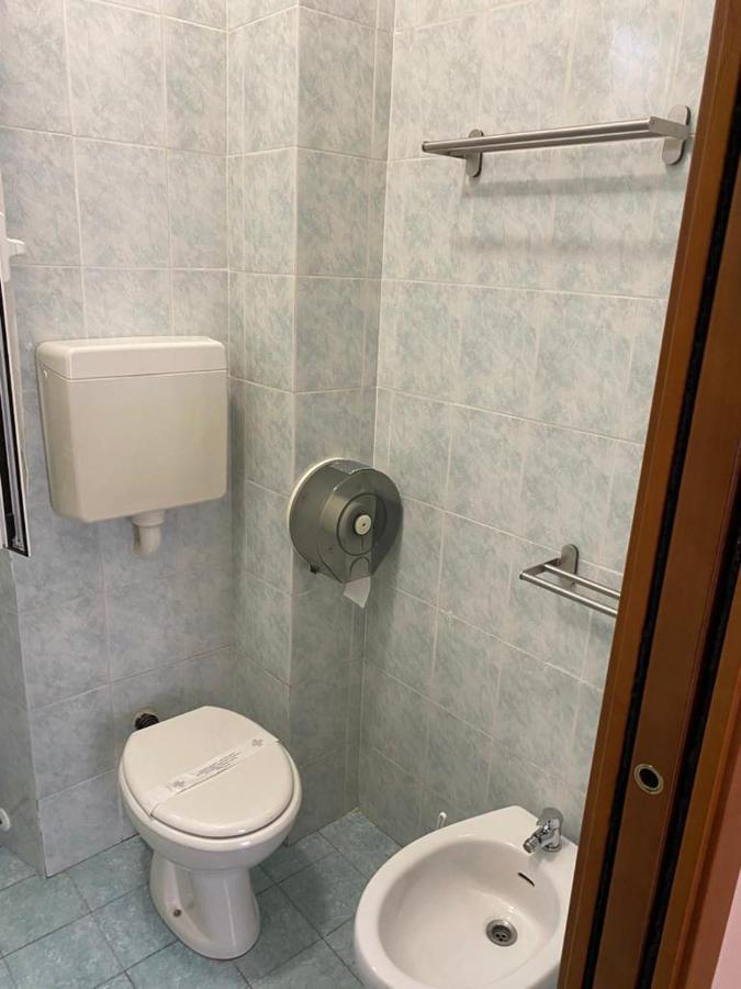 Hotel Nuovo Metropol ألبيسولا مارينا المظهر الخارجي الصورة