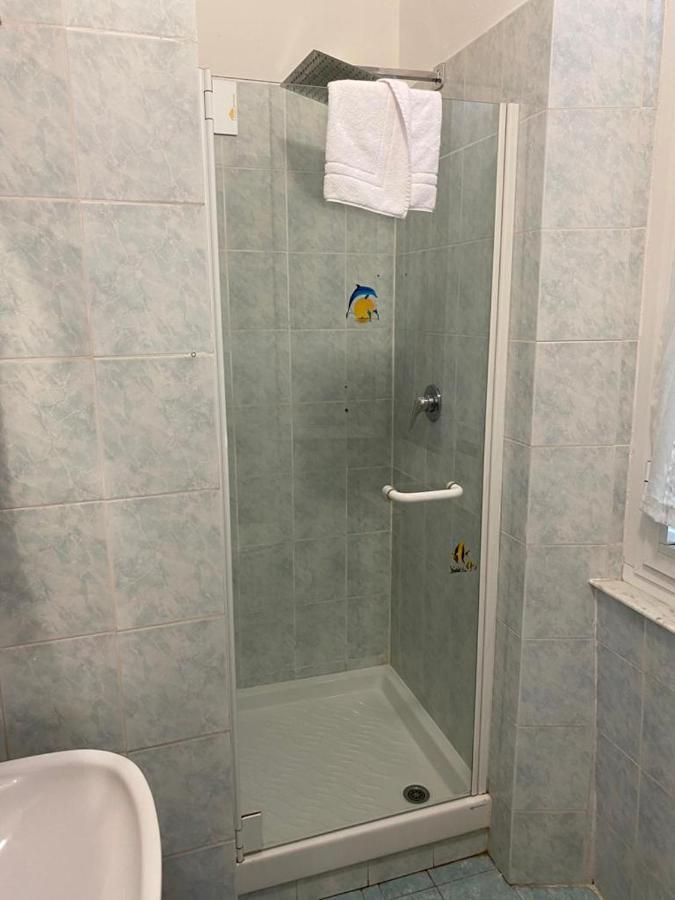 Hotel Nuovo Metropol ألبيسولا مارينا المظهر الخارجي الصورة