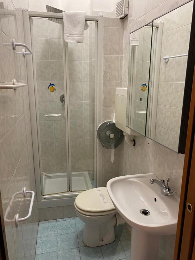 Hotel Nuovo Metropol ألبيسولا مارينا المظهر الخارجي الصورة
