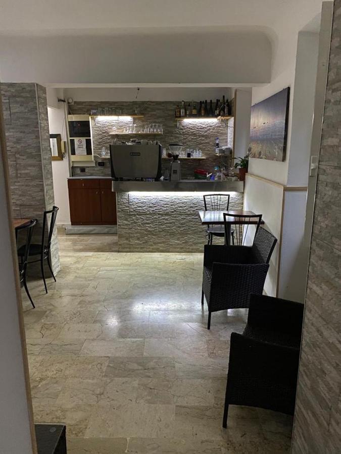Hotel Nuovo Metropol ألبيسولا مارينا المظهر الخارجي الصورة